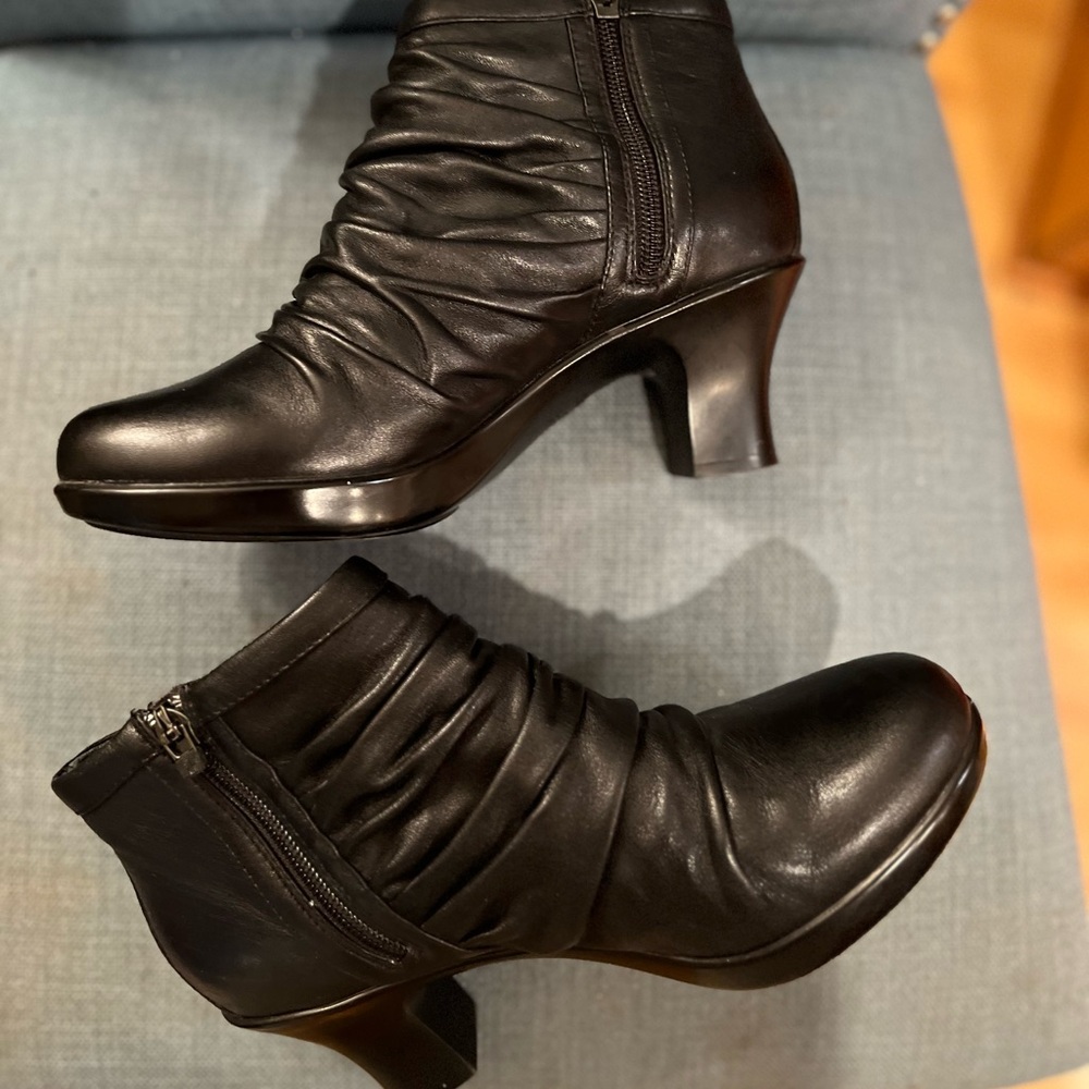 Dansko Buffy Ruched Leather Ankle Boots - Picture 7 of 10